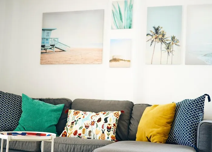 3Bdr + 2Bath Ocean View Apartment